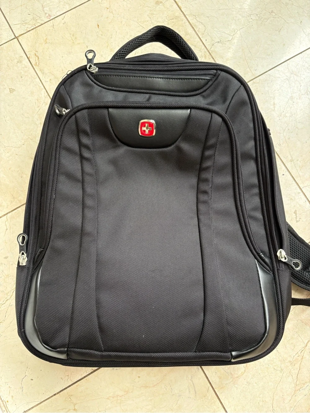 Swiss Gear Black Men's Laptop Backpack - Durable Commuter Bag